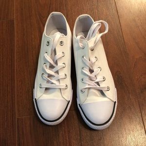 Airwalk Canvas Shoes